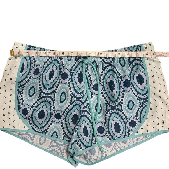 Aerie Athletic Drawstring Shorts Woman’s Size Medium Geometric Pattern - Picture 6 of 8